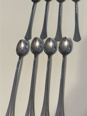 8 Dessert Spoon/ Iced Tea Spoons Set - Shiny Stainless